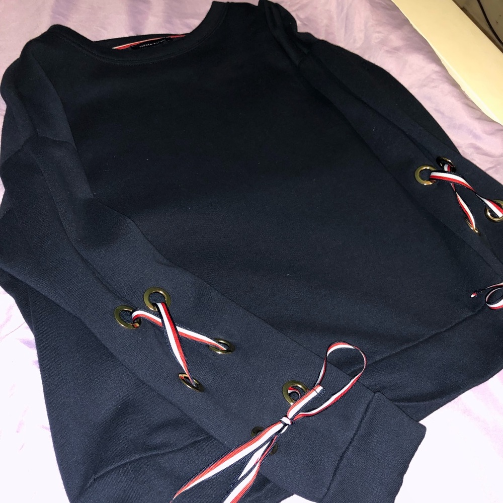Tommy Hilfiger laces sweater